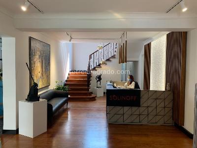 Casa de 5 alcobas en venta en Rosales Bellavista, Bogotá, 595 m² · foto 2 de 11