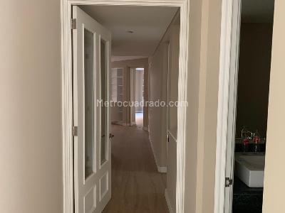 Apartamento en venta en Chico, Bogotá · foto 11 de 19
