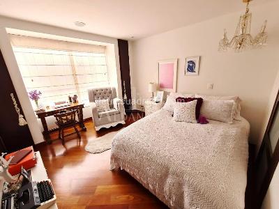 Apartamento en venta en La Carolina, Bogotá · foto 5 de 16