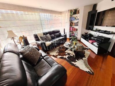 Apartamento en venta en La Carolina, Bogotá · foto 3 de 16