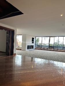 Apartamento de 3 alcobas en venta en Bellavista Rosales, Bogotá, 354 m² · foto 2 de 20