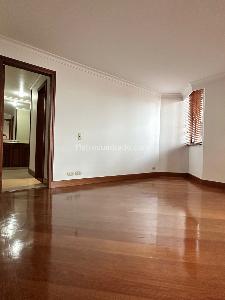 Apartamento de 3 alcobas en venta en Bellavista Rosales, Bogotá, 354 m² · foto 12 de 20