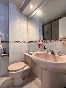 Apartamento de 3 alcobas en venta en Los Rosales Emaus, Bogotá, 116 m² · foto 8 de 11