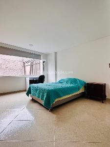 Apartamento de 3 alcobas en venta en Los Rosales Emaus, Bogotá, 116 m² · foto 9 de 11