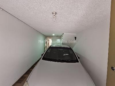 Casa en venta en Bosa Islandia, Bogotá · foto 2 de 20