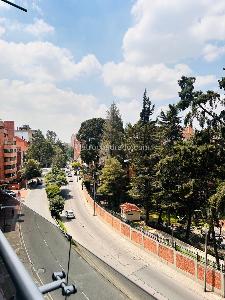 Apartamento en venta en Los Rosales, Bogotá · foto 4 de 17