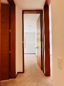 Apartamento en venta en Los Rosales, Bogotá · foto 8 de 17
