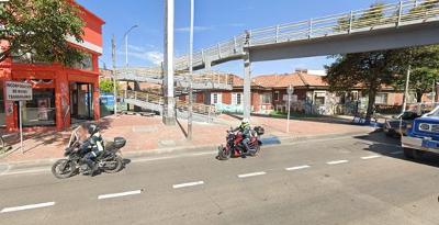 Casa de 5 alcobas en venta en Acevedo, Bogotá, 147 m² · foto 2 de 5