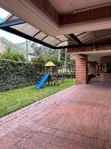 Apartamento de 3 alcobas en venta en Los Rosales Emaus, Bogotá, 248 m² · foto 18 de 19