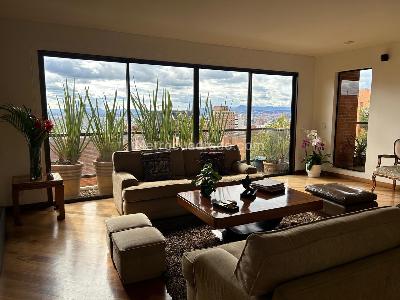 Apartamento de 3 alcobas en venta en Los Rosales Emaus, Bogotá, 248 m² · foto 3 de 19