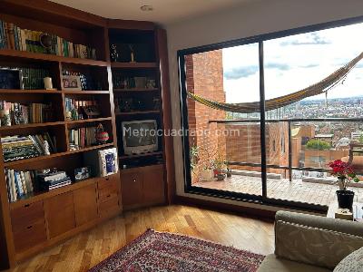 Apartamento de 3 alcobas en venta en Los Rosales Emaus, Bogotá, 248 m² · foto 5 de 19