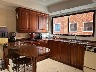 Apartamento de 3 alcobas en venta en Los Rosales Emaus, Bogotá, 248 m² · foto 8 de 19