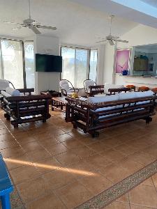 Casa de 5 alcobas en venta en Condominio Campestre El Peñón, Girardot, 302 m² · foto 3 de 20