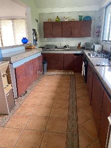 Casa de 5 alcobas en venta en Condominio Campestre El Peñón, Girardot, 302 m² · foto 4 de 20