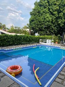 Casa de 5 alcobas en venta en Condominio Campestre El Peñón, Girardot, 302 m² · foto 18 de 20