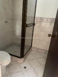 Casa de 5 alcobas en venta en Condominio Campestre El Peñón, Girardot, 302 m² · foto 8 de 20