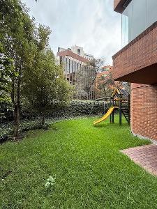 Apartamento de 3 alcobas en arriendo en Rosales Bellavista, Bogotá, 263 m² · foto 19 de 19