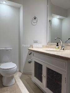 Apartamento de 3 alcobas en arriendo en Rosales Bellavista, Bogotá, 263 m² · foto 2 de 19
