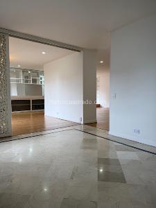 Apartamento de 3 alcobas en arriendo en Rosales Bellavista, Bogotá, 263 m² · foto 3 de 19