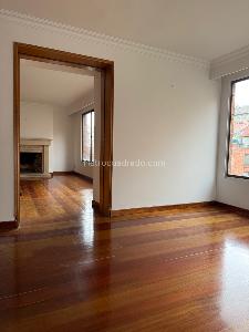 Apartamento de 4 alcobas en venta en Los Rosales, Bogotá, 280 m² · foto 2 de 12