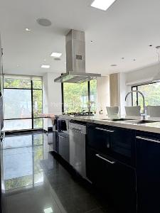 Apartamento en venta en Los Rosales, Bogotá · foto 3 de 20