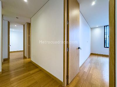 Apartamento de 3 alcobas en venta en Parque Del Virrey, Bogotá, 168 m² · foto 19 de 20