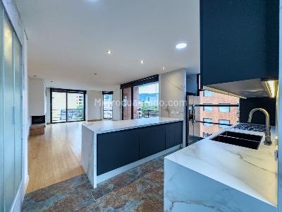 Apartamento de 3 alcobas en venta en Parque Del Virrey, Bogotá, 168 m² · foto 4 de 20
