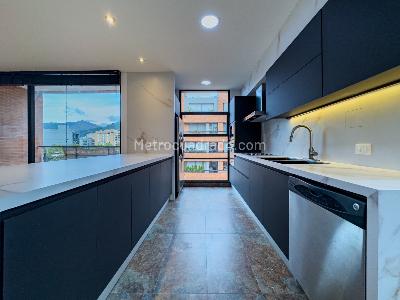 Apartamento de 3 alcobas en venta en Parque Del Virrey, Bogotá, 168 m² · foto 6 de 20