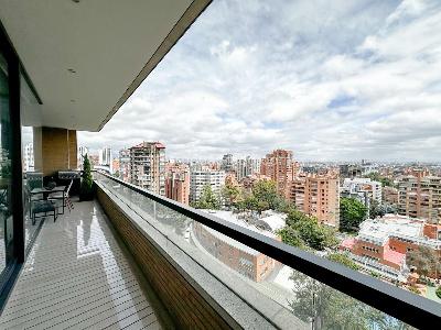 Apartamento en venta en El Refugio, Bogotá · foto 2 de 12