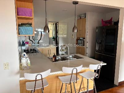 Apartamento de 3 alcobas en venta en Bosques De La Cañada, Bogotá, 152 m² · foto 3 de 16