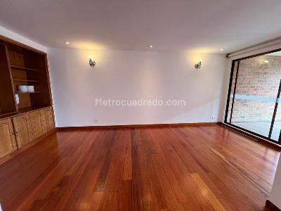 Apartamento en venta en Los Rosales, Bogotá · foto 5 de 18