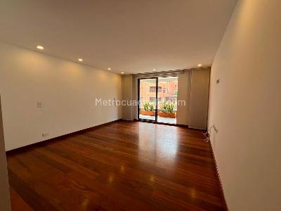 Apartamento en venta en Los Rosales, Bogotá · foto 10 de 18