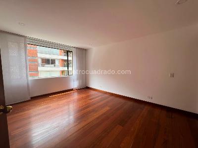 Apartamento en venta en Los Rosales, Bogotá · foto 15 de 18