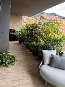 Apartamento de 4 alcobas en venta en Chico Cabrera, Bogotá, 440 m² · foto 5 de 17