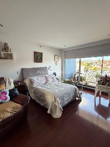Casa de 5 alcobas en venta en San Jose De Bavaria, Bogotá, 480 m² · foto 13 de 17