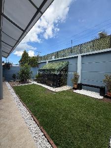 Casa de 5 alcobas en venta en San Jose De Bavaria, Bogotá, 480 m² · foto 15 de 17