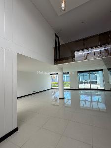 Casa de 5 alcobas en venta en San Jose De Bavaria, Bogotá, 480 m² · foto 3 de 17