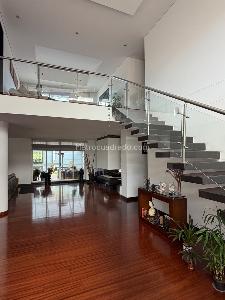 Casa de 5 alcobas en venta en San Jose De Bavaria, Bogotá, 480 m² · foto 4 de 17