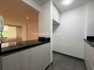 Apartaestudio en arriendo en Rosales Bellavista, Bogotá, 45 m² · foto 3 de 9