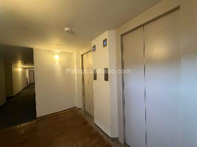 Apartaestudio en arriendo en Rosales Bellavista, Bogotá, 45 m² · foto 7 de 9