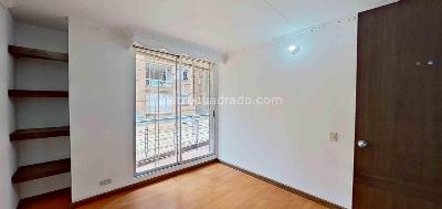 Apartamento de 3 alcobas en venta en Gratamira Campestre, Bogotá, 68 m² · foto 7 de 20