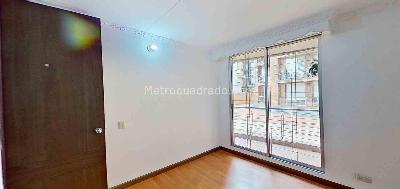 Apartamento de 3 alcobas en venta en Gratamira Campestre, Bogotá, 68 m² · foto 9 de 20