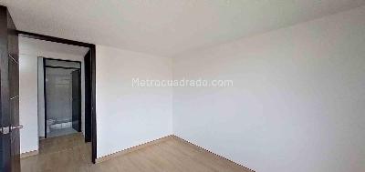 Apartamento de 3 alcobas en venta en El Porvenir, Funza, 47 m² · foto 3 de 20