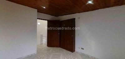 Casa de 3 alcobas en venta en Malibu, Soacha, 60 m² · foto 11 de 19