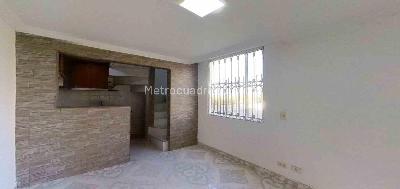Casa de 3 alcobas en venta en Malibu, Soacha, 60 m² · foto 15 de 19