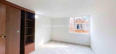 Casa de 3 alcobas en venta en Malibu, Soacha, 60 m² · foto 9 de 19
