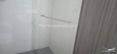 Apartamento de 2 alcobas en venta en El Remanso, Mosquera, 73 m² · foto 3 de 10