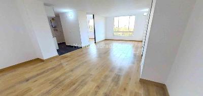Apartamento en venta en Valladolid, Bogotá · foto 3 de 17