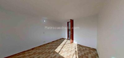 Casa de 3 alcobas en venta en Terreros, Soacha, 52 m² · foto 10 de 15