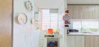 Apartamento de 3 alcobas en venta en Santa Barbara Occidental, Bogotá, 107 m² · foto 15 de 20
